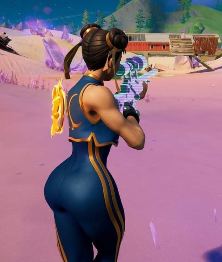 Chun Li with the thick bao buns
